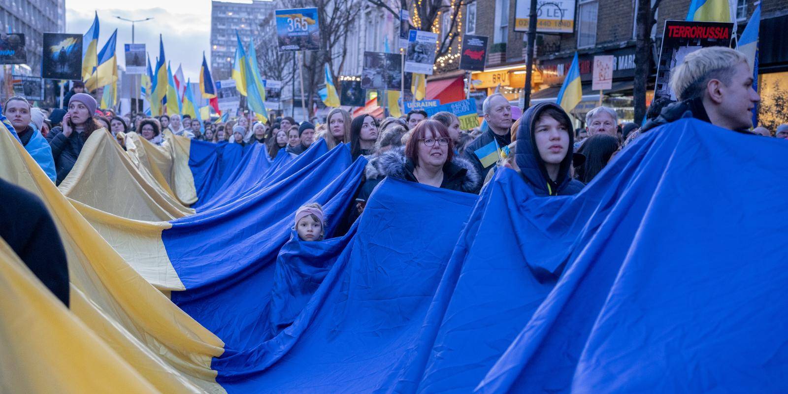 2025-02-24-ukraine-march-london